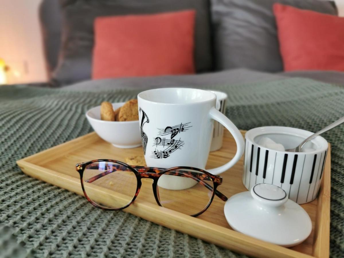 Neues City Center Piano Appartement Mit Netflix Klagenfurt am Woerthersee Bagian luar foto